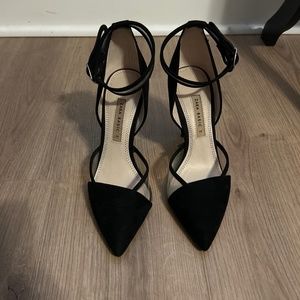ZARA size 39 black suede cap toe heels